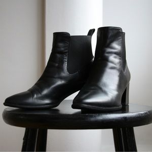 MaxMara Soldino Leather Chelsea Ankle Boot